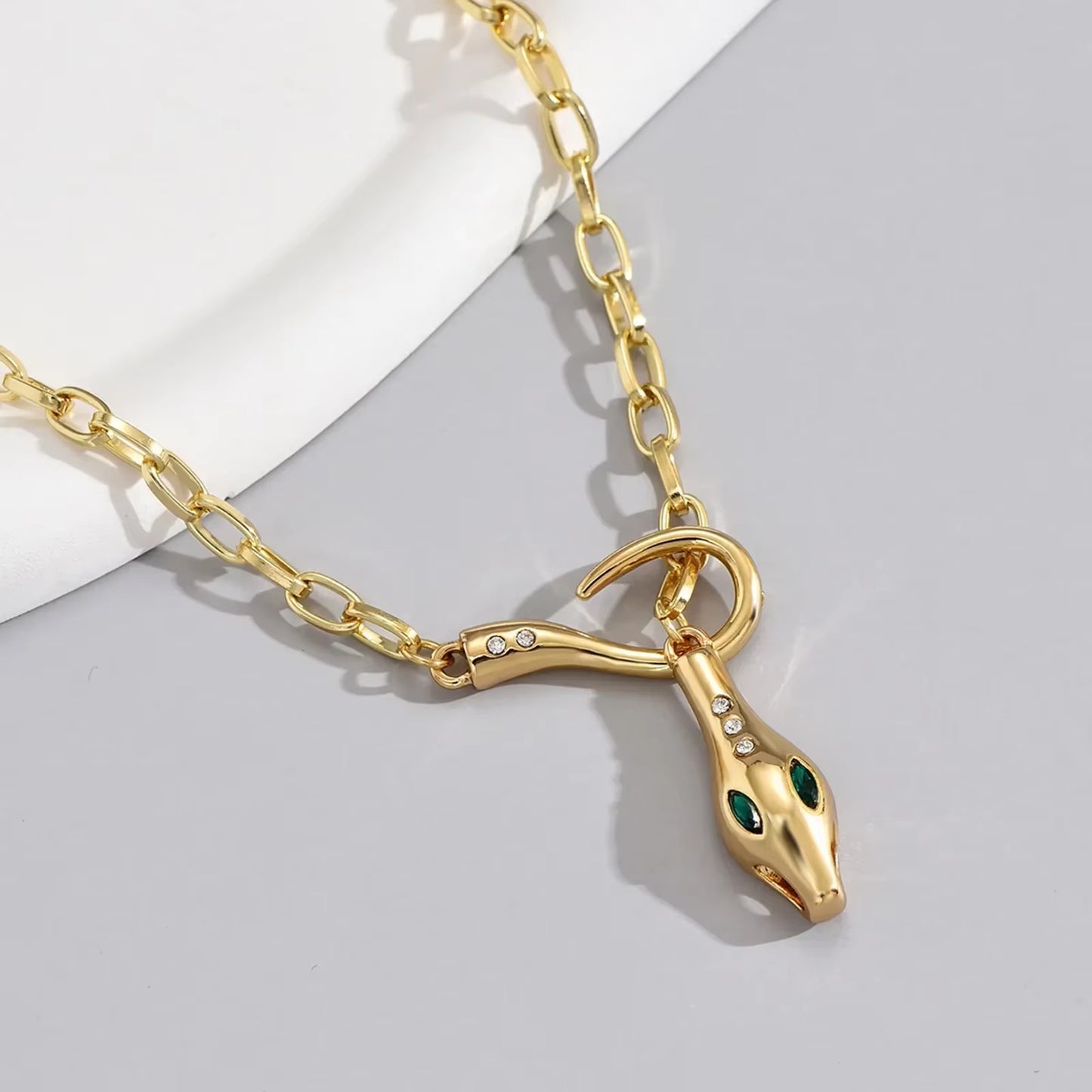 Fashion Zirconia Snake Design Women'S Pendant Necklace Stainles Steel Gold Plated Paperclip Chain Jewelry Hot Sales